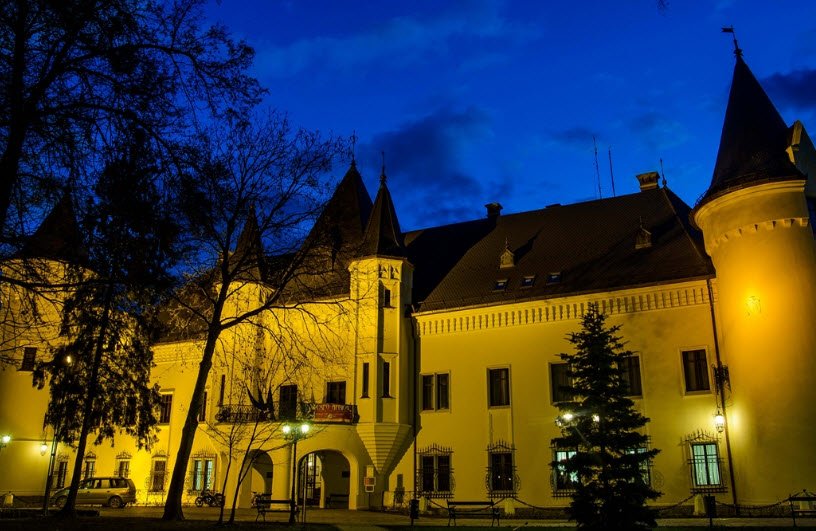 Castelul Károlyi, Romania, Romania